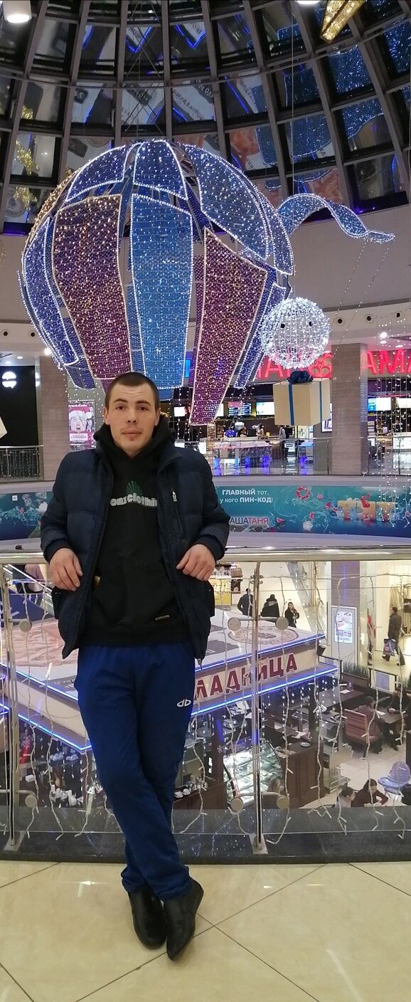  23085997  , 37 ,    