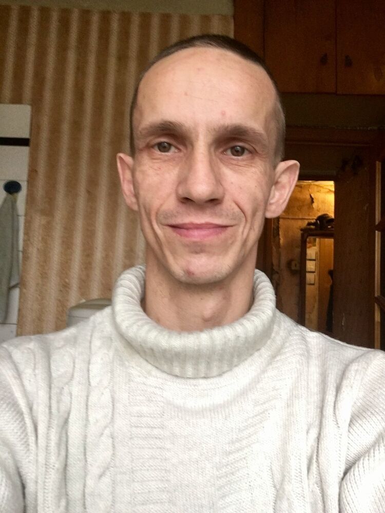  8726137  , 53 ,    