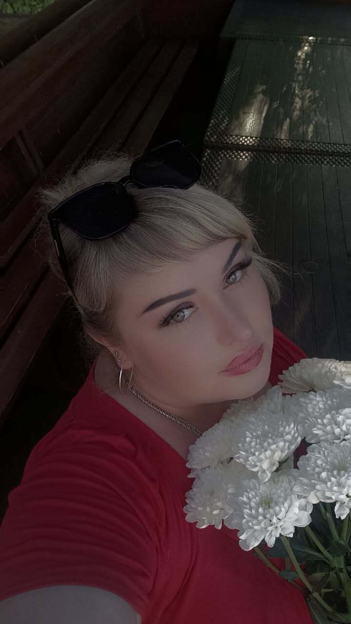  52729507  , 44 ,    