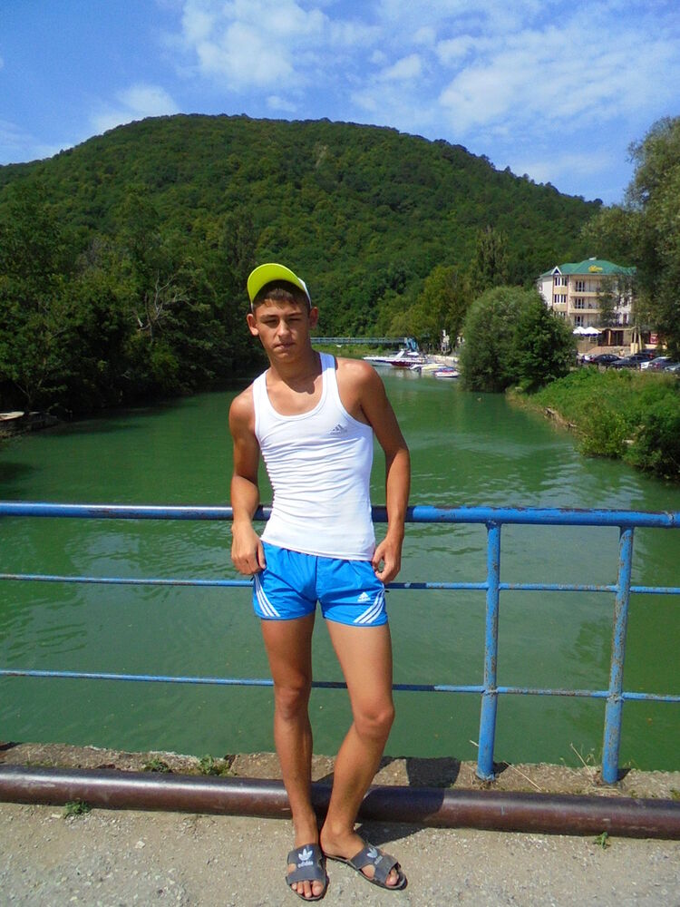  5674437  , 28 ,    --