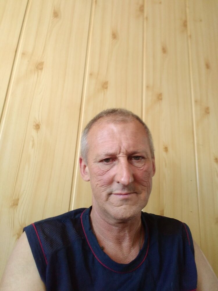  20833297  Yra, 58 ,    