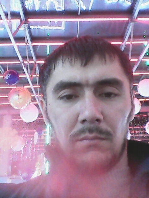  11475997  Naim, 40 ,    