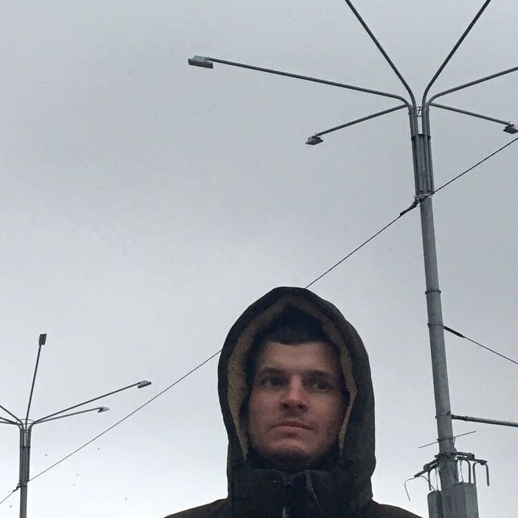  19370527  Ilya, 33 ,     