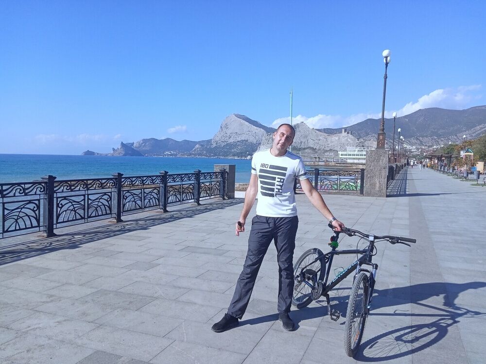  ,   Dmitry, 37 ,   ,   , c 