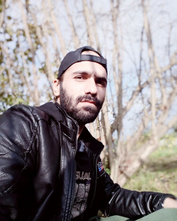  ,   Tufan, 25 ,   ,   , c 