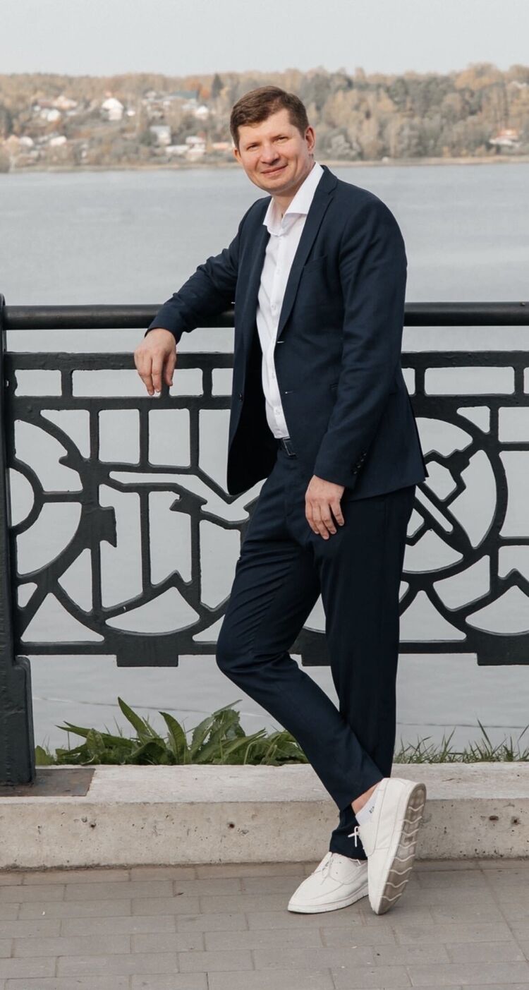  53943877  Pavel, 39 ,    