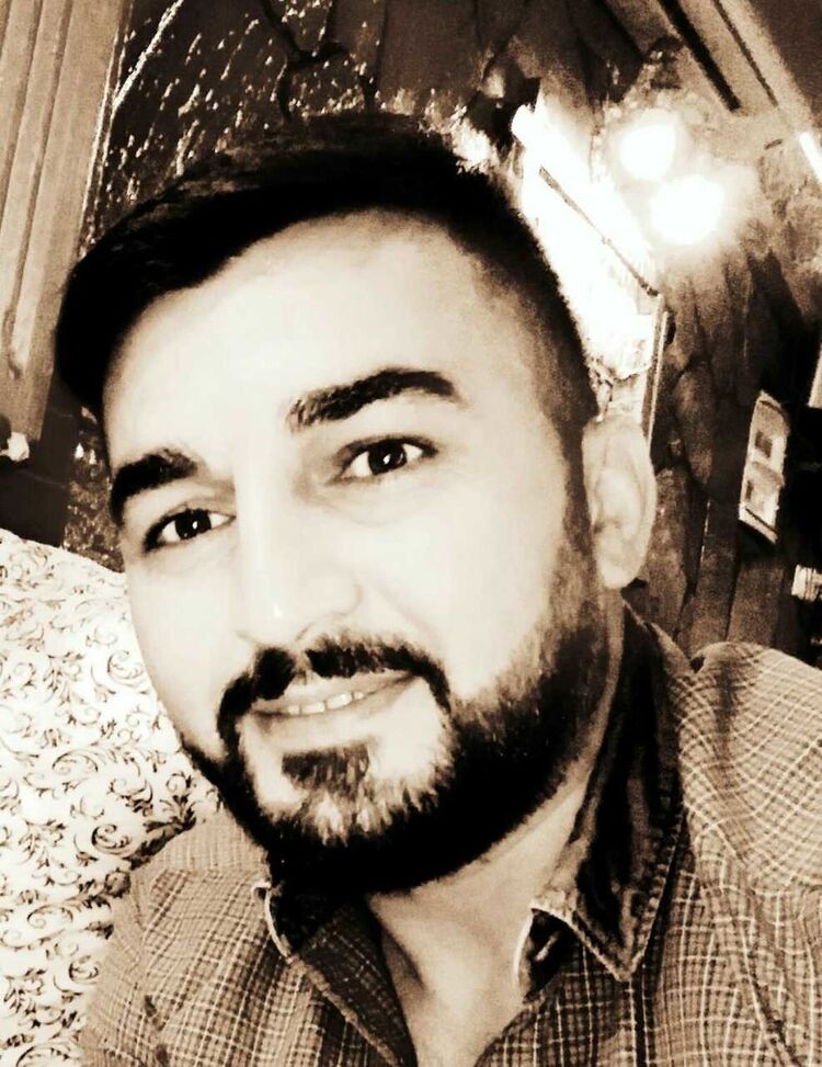  18617857  Xeyal, 36 ,    