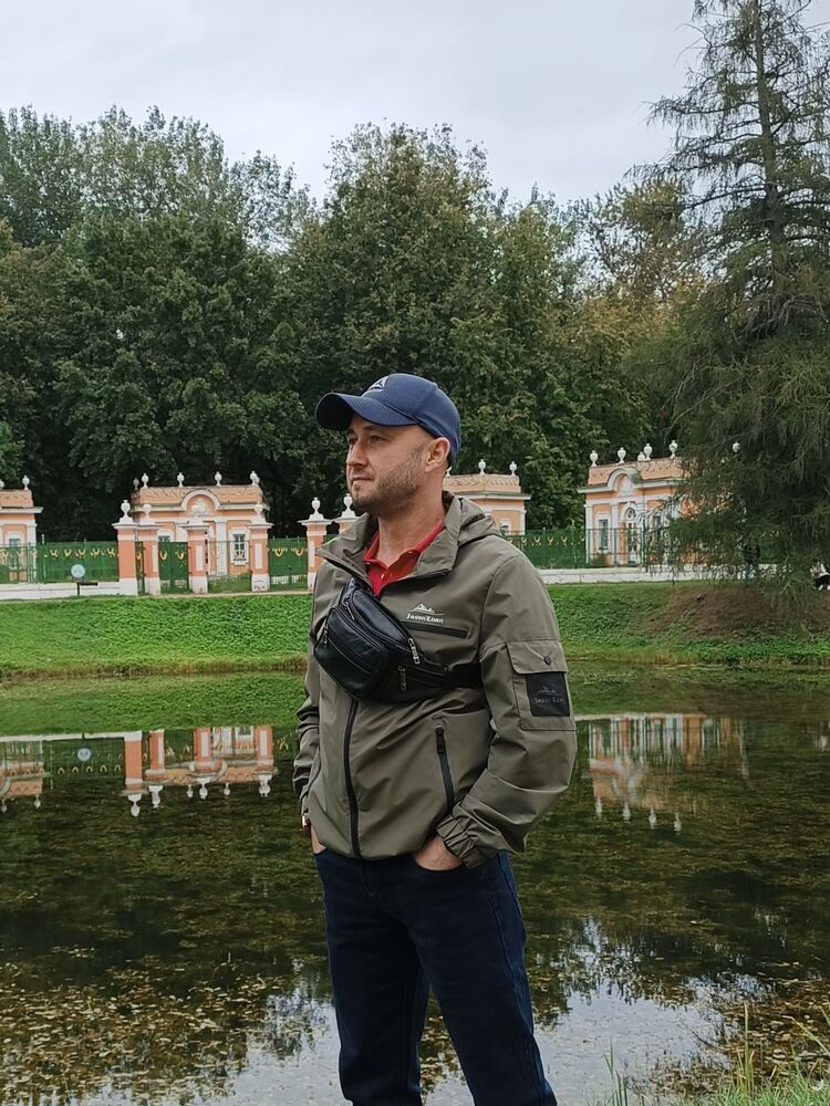  53907927  SERhiO, 40 ,    