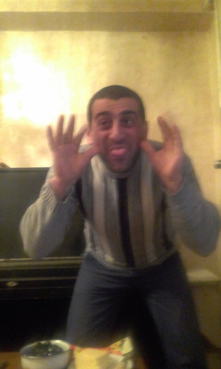  15303717  Samel, 41 ,    