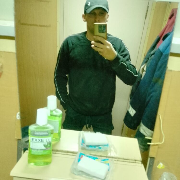  39562387  , 33 ,    