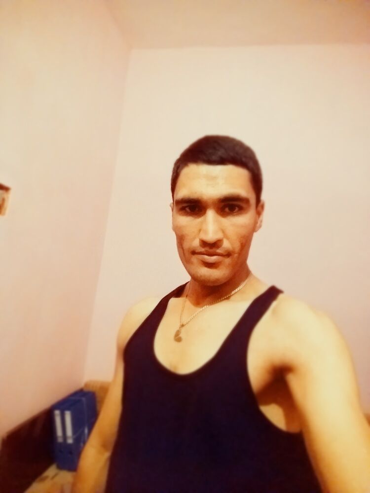  18369187  Boyka, 34 ,    