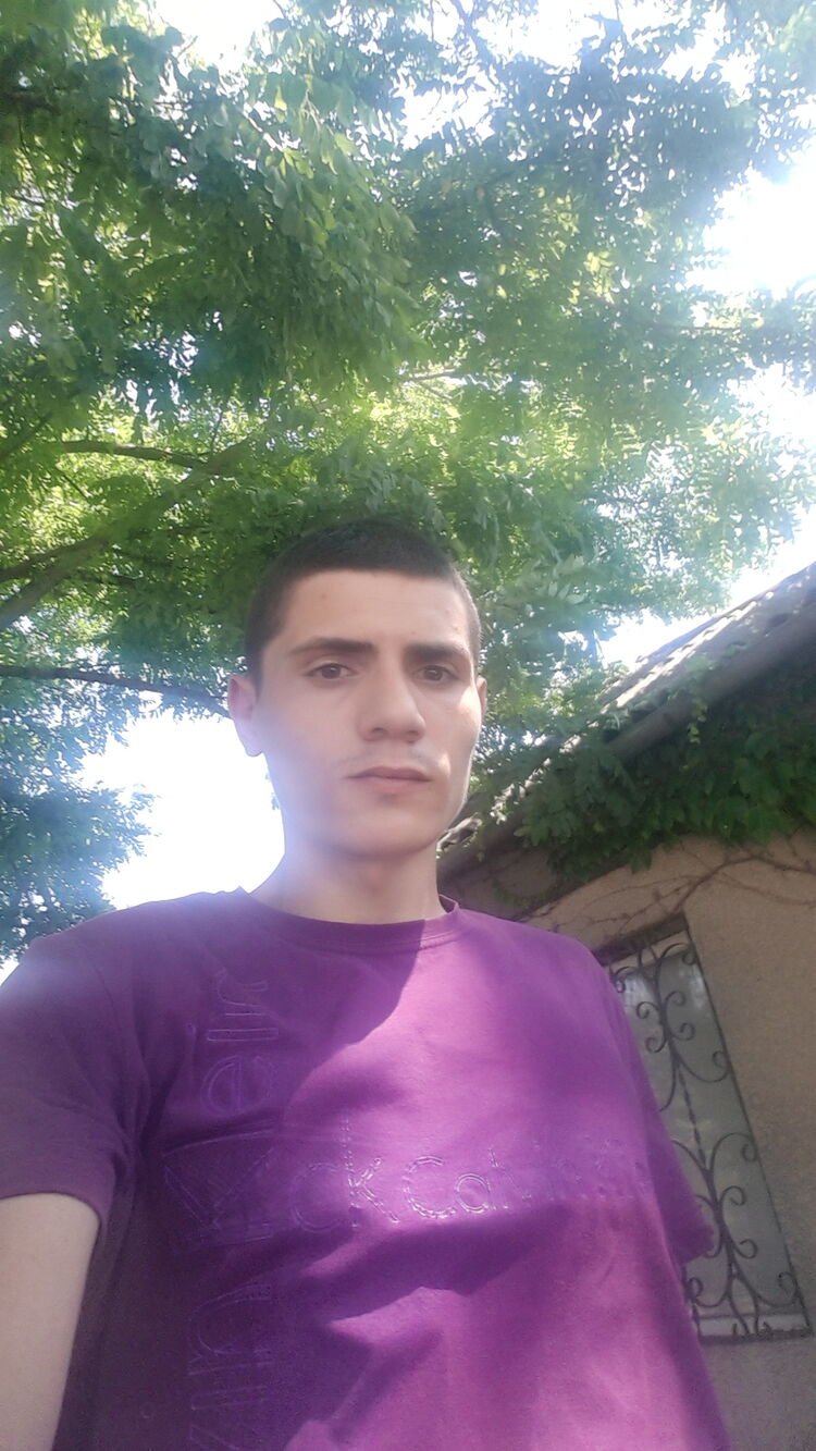  ,   Neznakomets, 25 ,   ,   , c , 