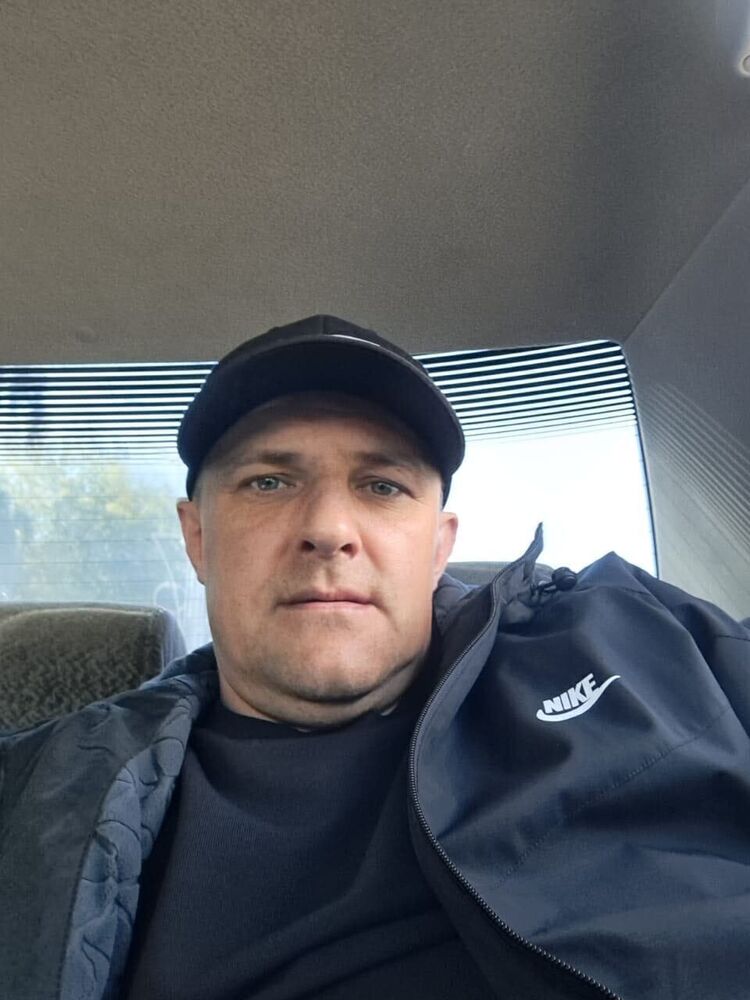  53327097  Maksim, 39 ,    