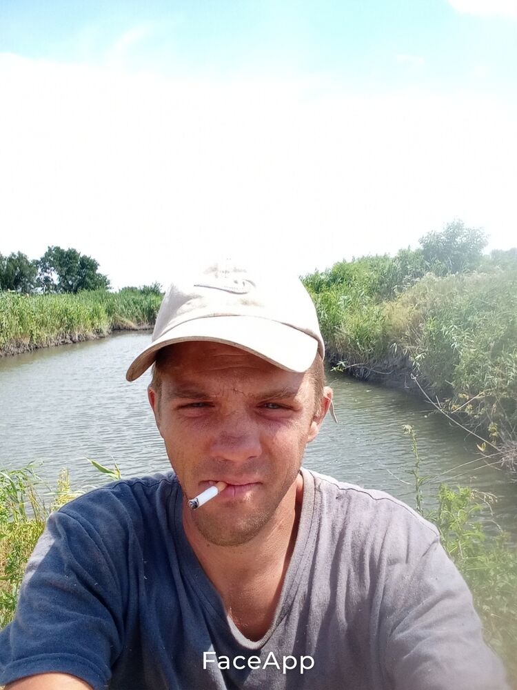  44215777  Aleksej, 55 ,    Deleted