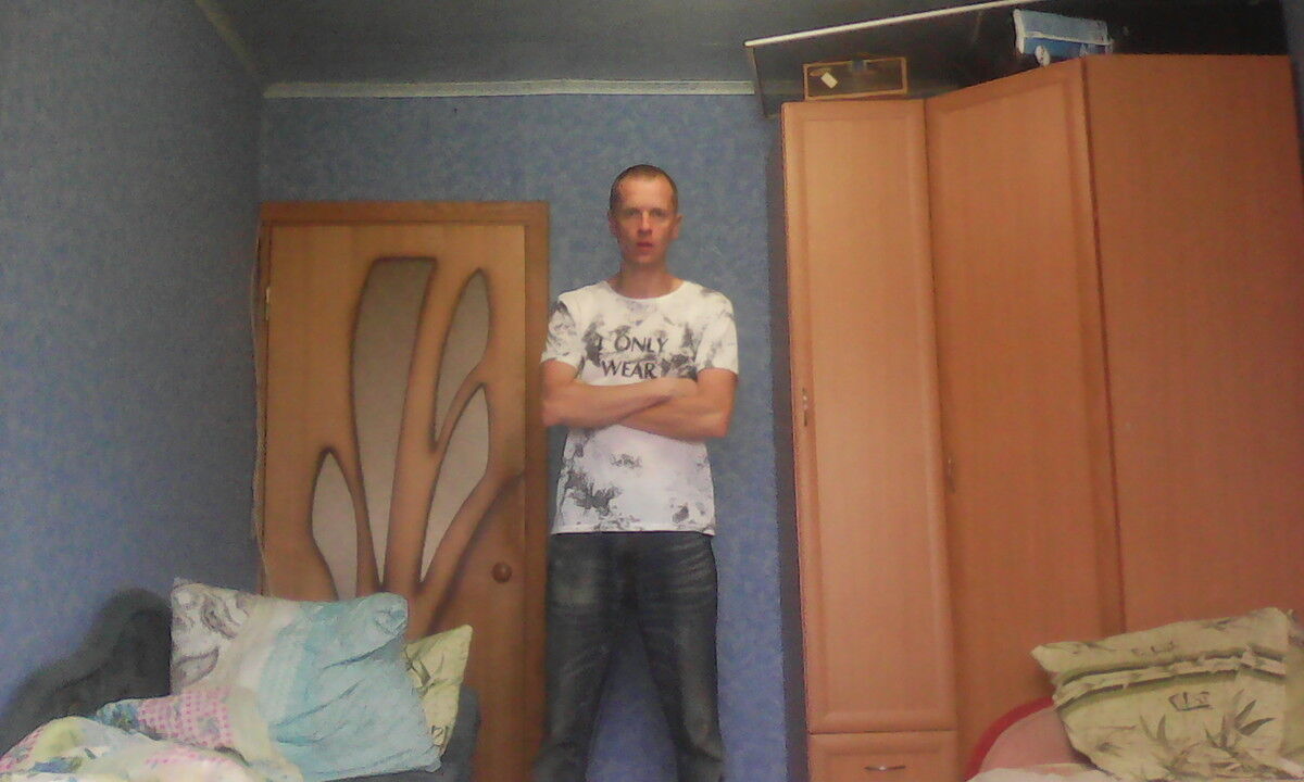 ,   Maksim, 41 ,   ,   , c 
