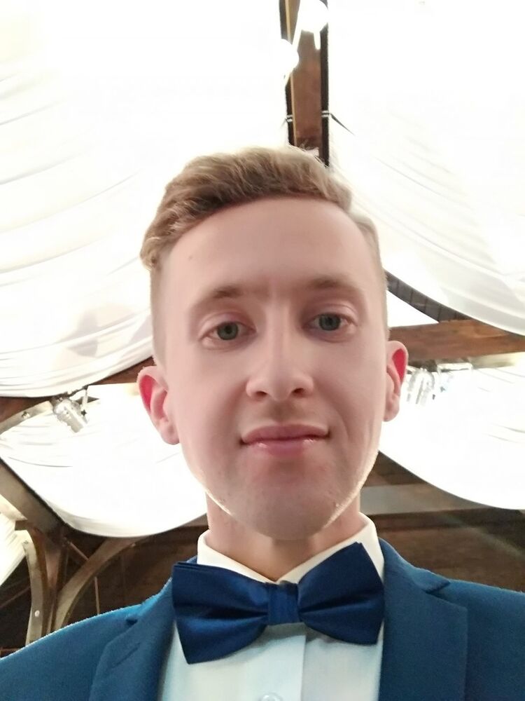  18609247  , 32 ,    -