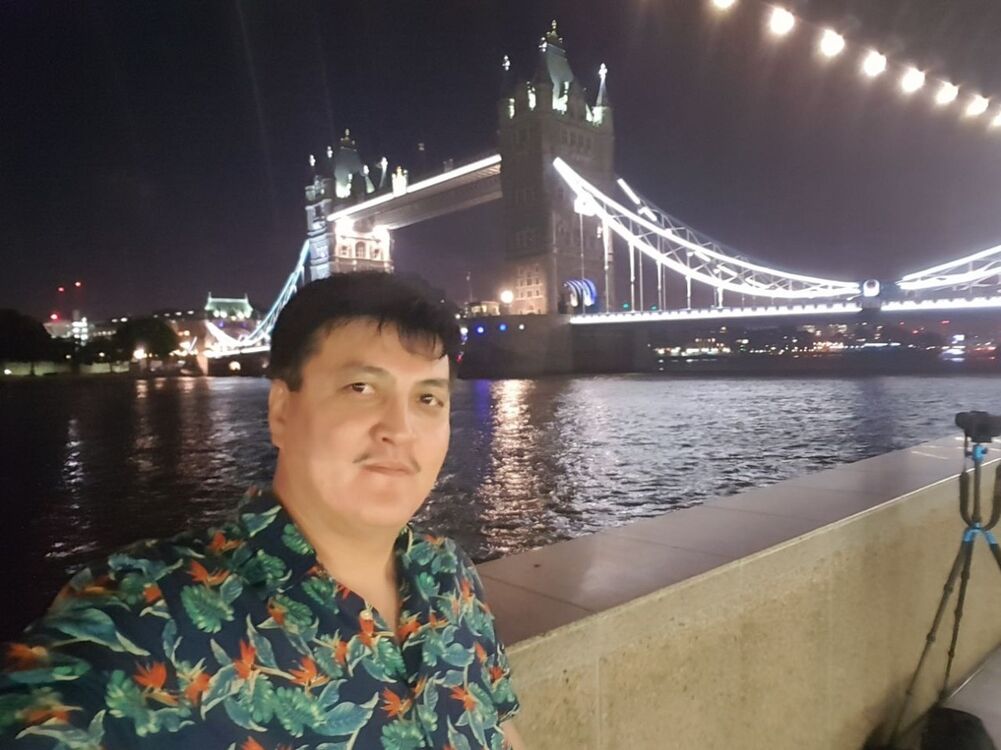  ,   Asyl, 47 ,   ,   , c 
