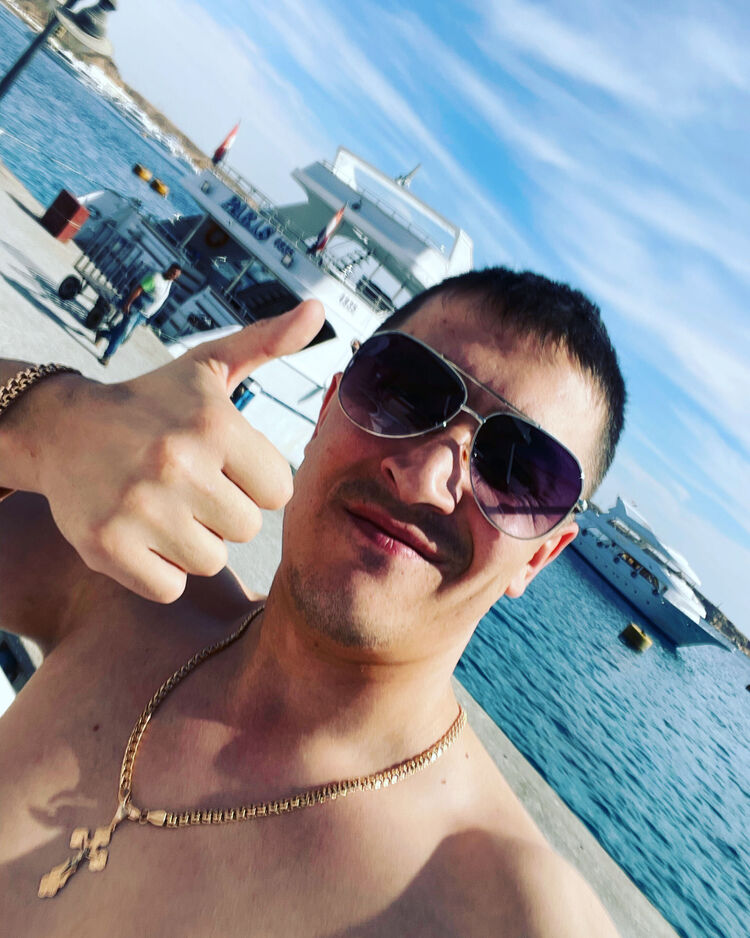 ���� 27213777 ������� ����, 37 ���, ���� ���������� � ������