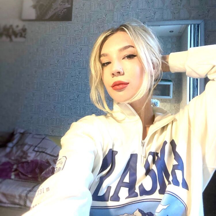  39077687  , 25 ,    