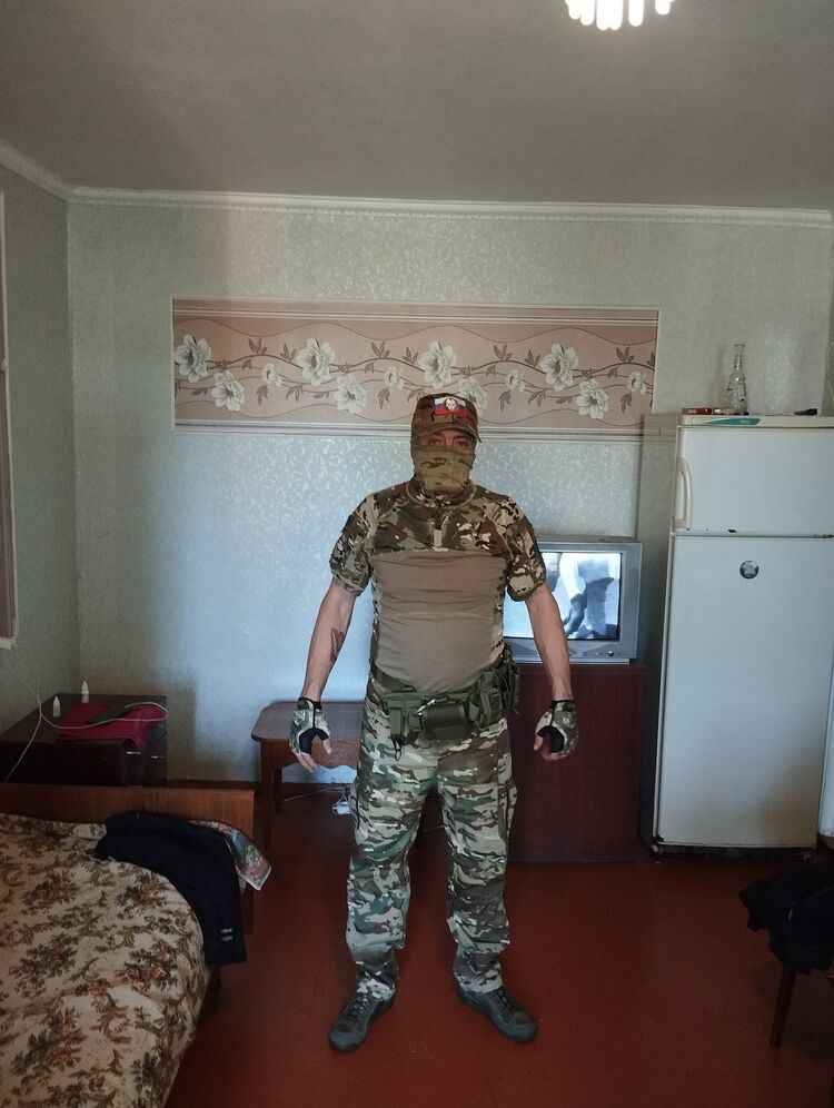  34452977  , 46 ,    