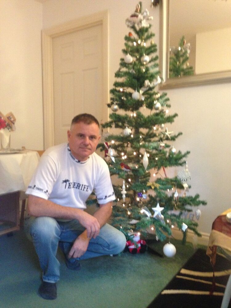  15223327  Yaroslav, 57 ,    