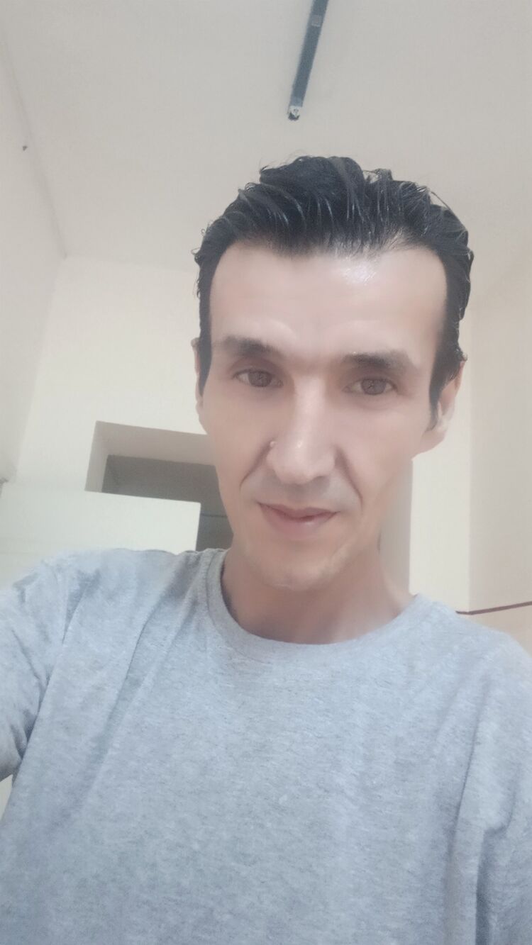  28504347  , 44 ,    