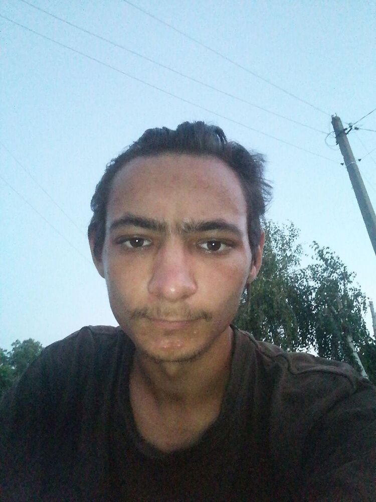  28375307  Maksim, 24 ,    