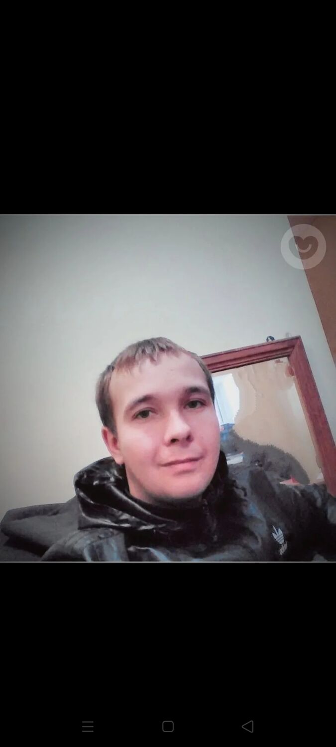  ,   Viktor, 35 ,   ,   