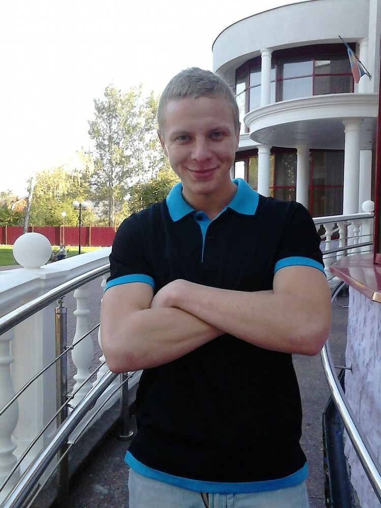  5024867  Constantin, 31 ,    