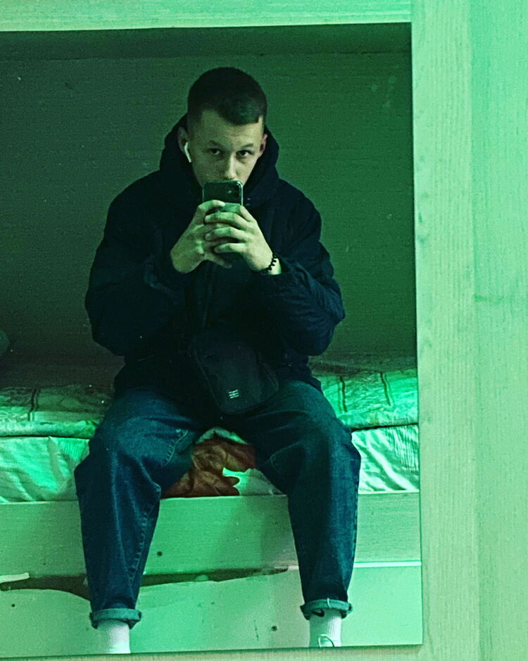  -,   , 22 ,   ,   