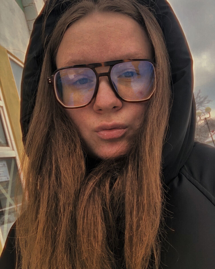  48815137  Lina, 26 ,    