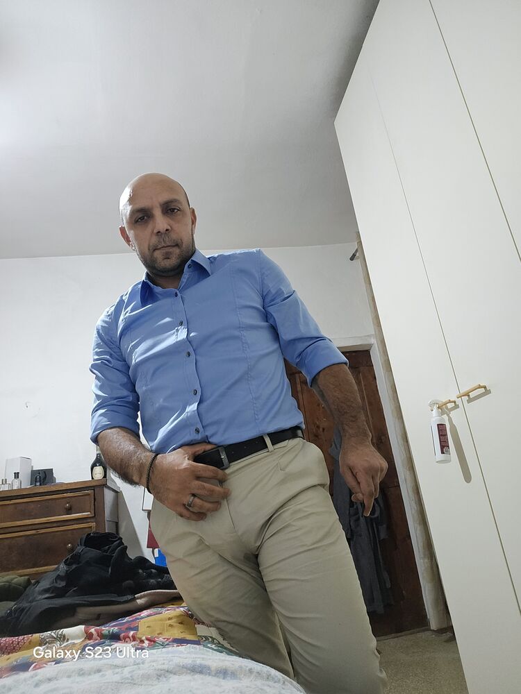  Novi Pazar,   Ivan, 39 ,   ,   , 