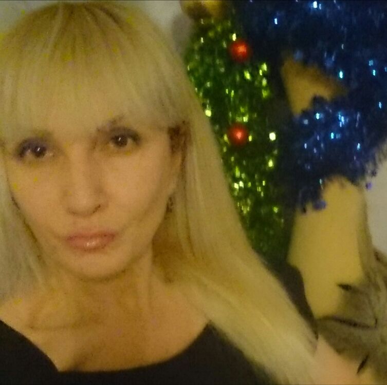  22785927  Vika, 50 ,    