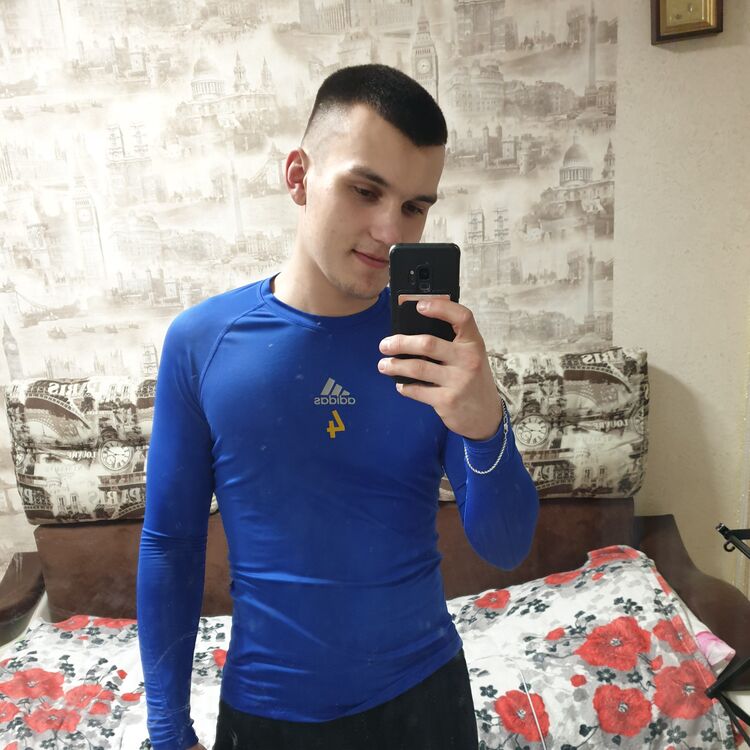  49704777  , 22 ,    