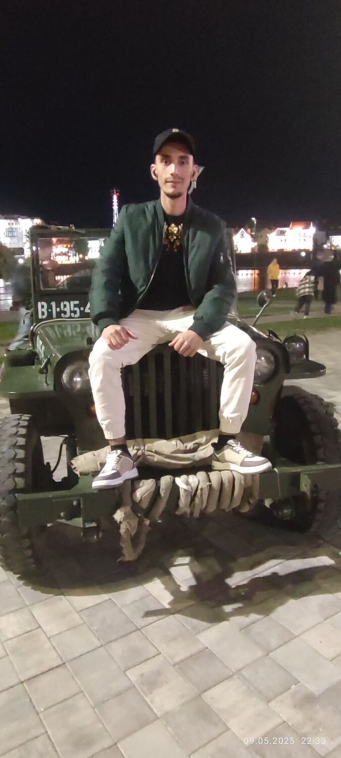  ,   , 24 ,   ,   