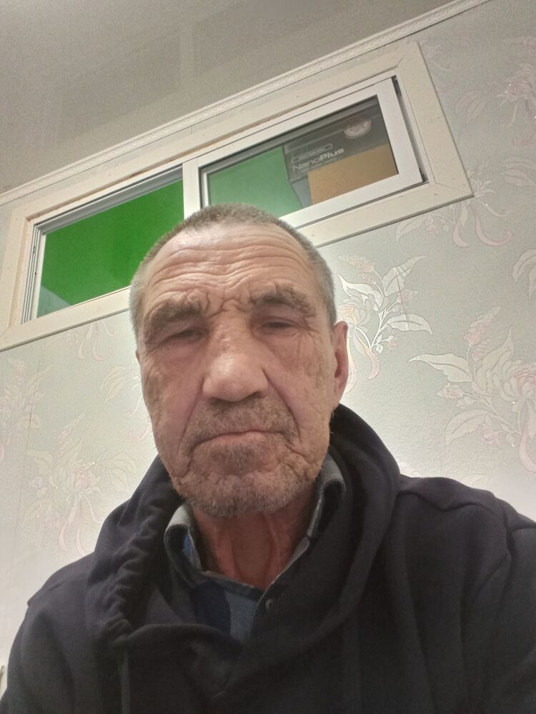  40710417  , 64 ,    