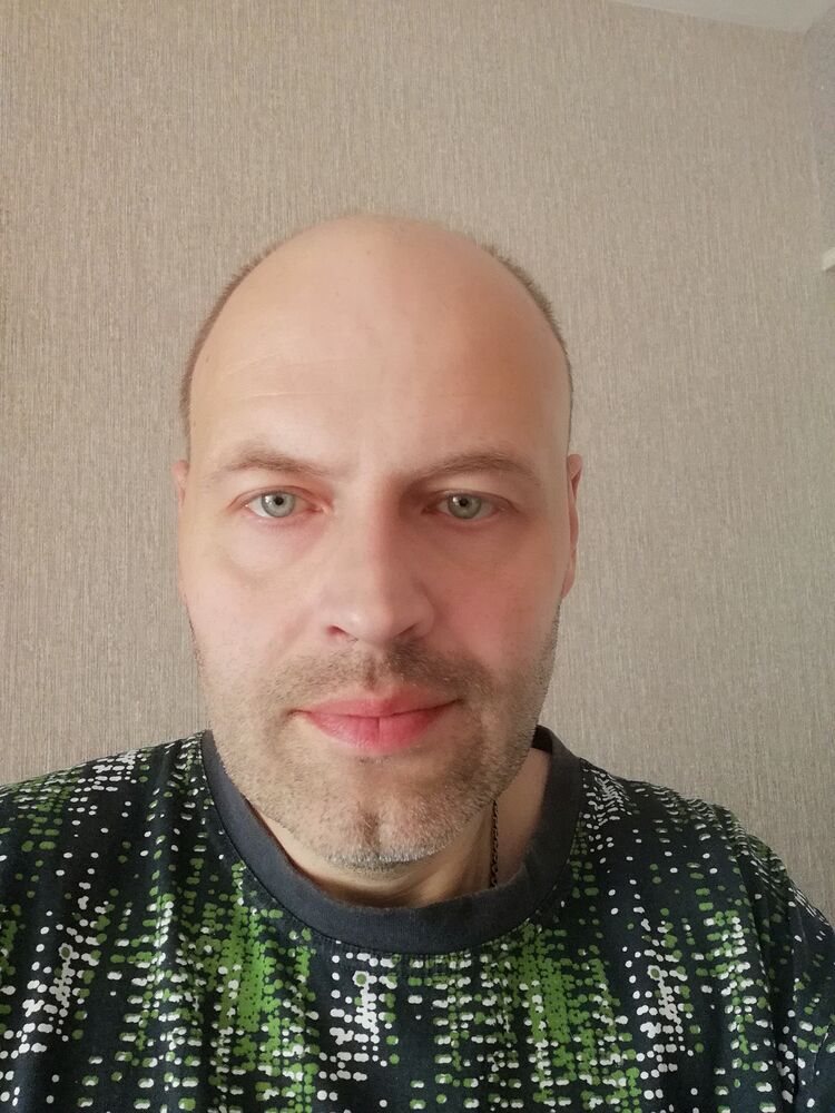  28379227  , 44 ,    