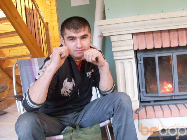  1041387  Akbar, 40 ,    