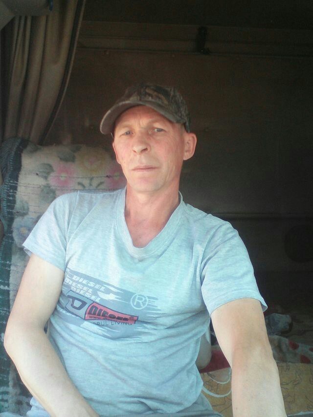  9913687  , 48 ,    