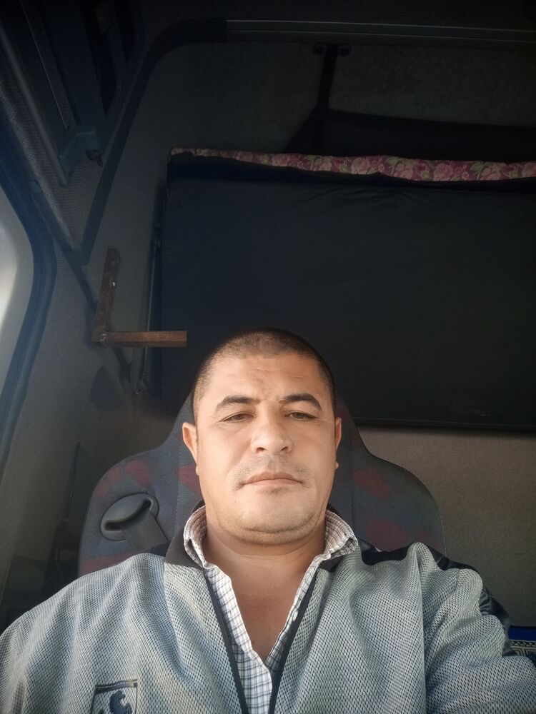  33830067  , 44 ,    