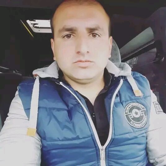  30582477  , 33 ,    