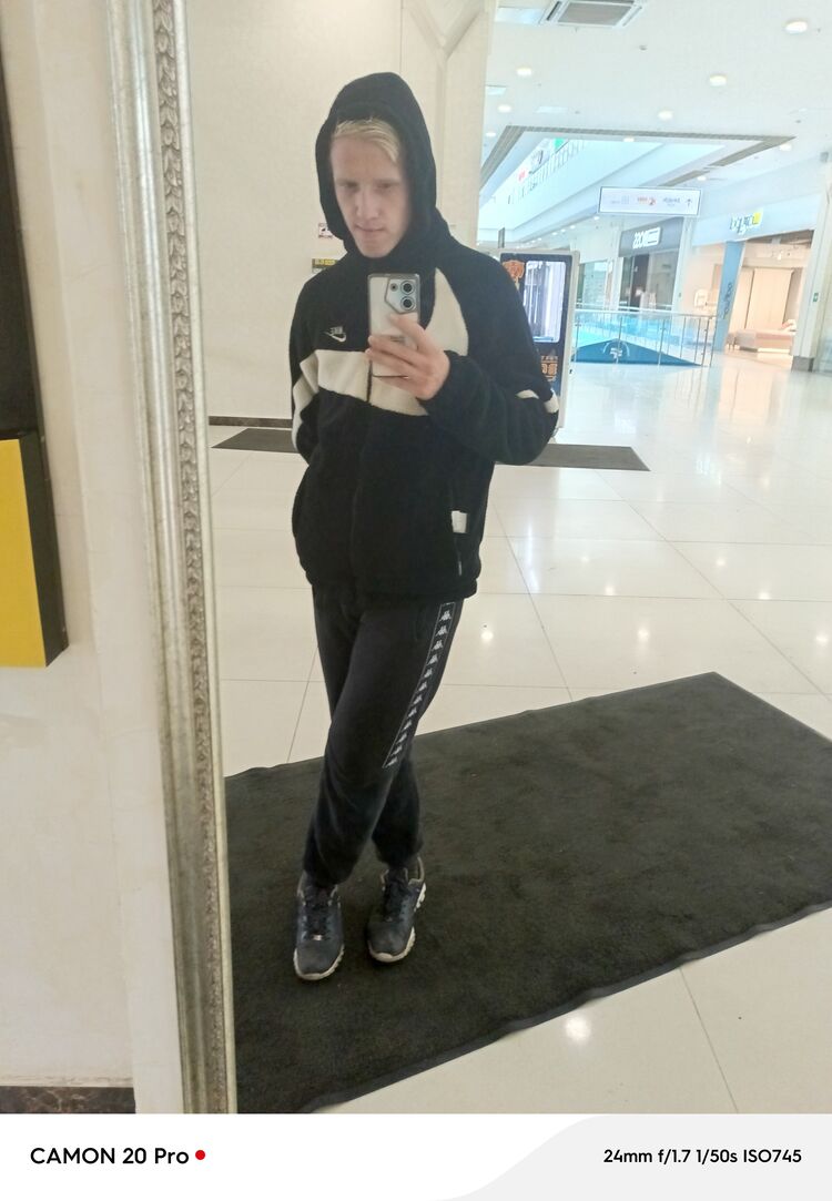  ,   Vanian, 20 ,   ,   , c 