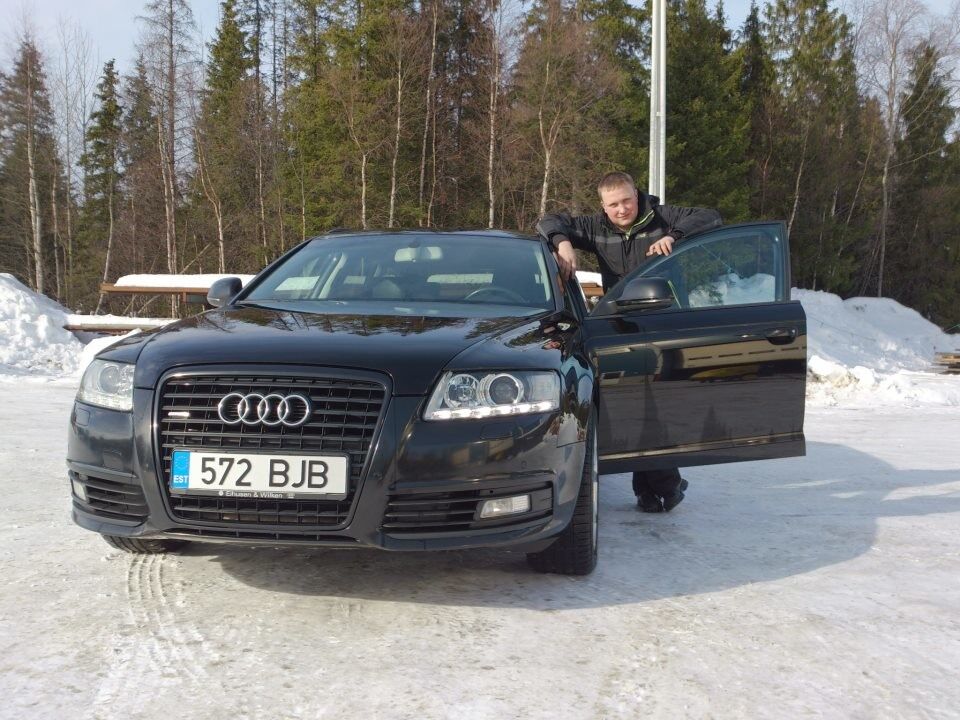  4283137  Ilja, 38 ,    