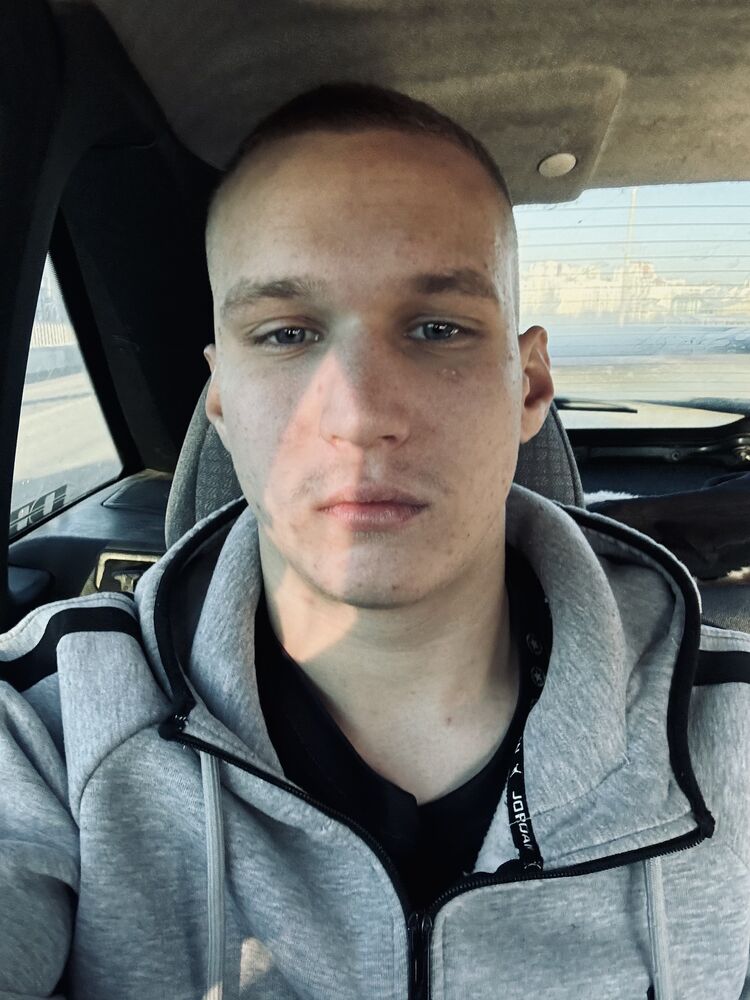  48837407  , 21 ,    