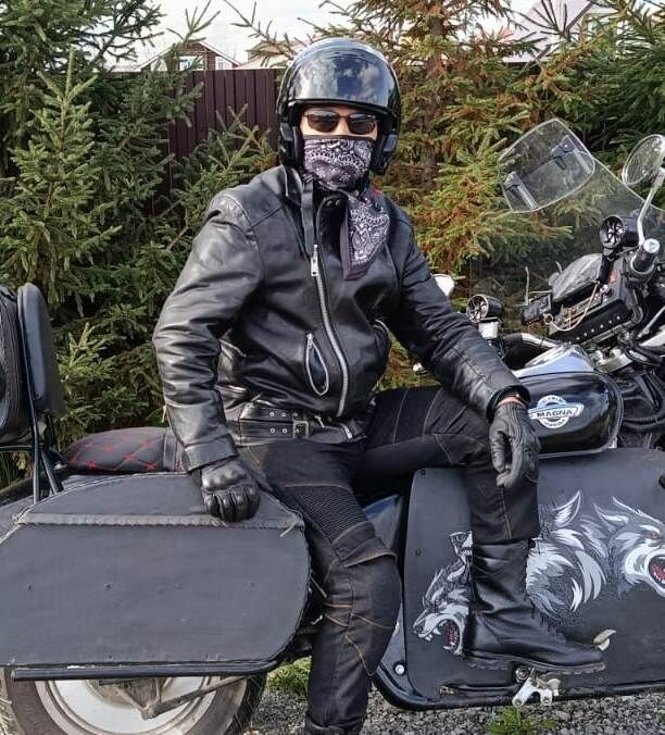  ,   Olegin, 38 ,   ,   