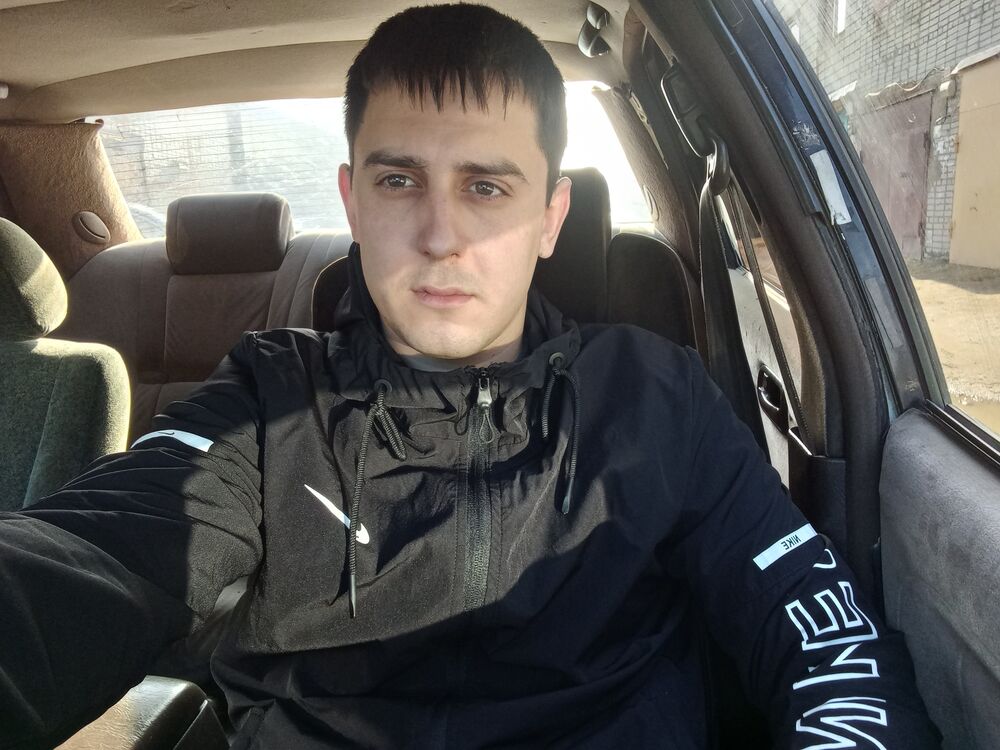  ,   Vladislav, 27 ,   ,   , c 