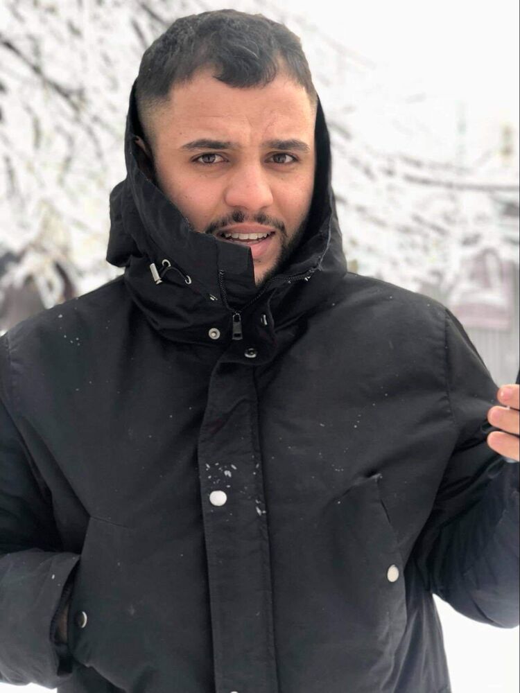  24054487  Mahdi, 31 ,    