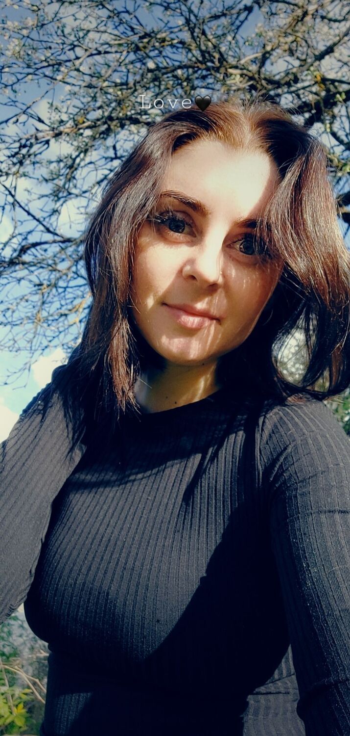  46838127  , 31 ,    
