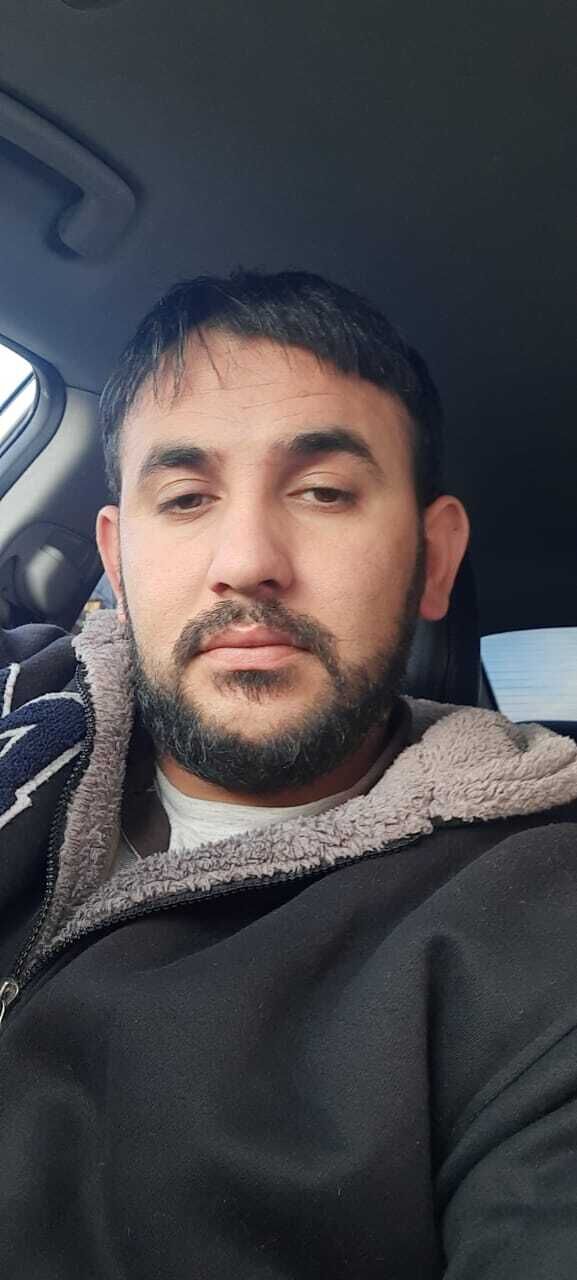  ,   Ceyhun, 32 ,     , c 