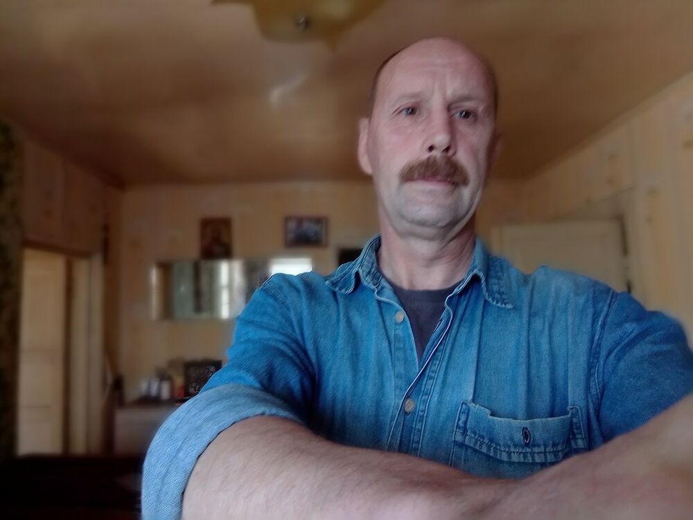  ,   Sergej, 58 ,  